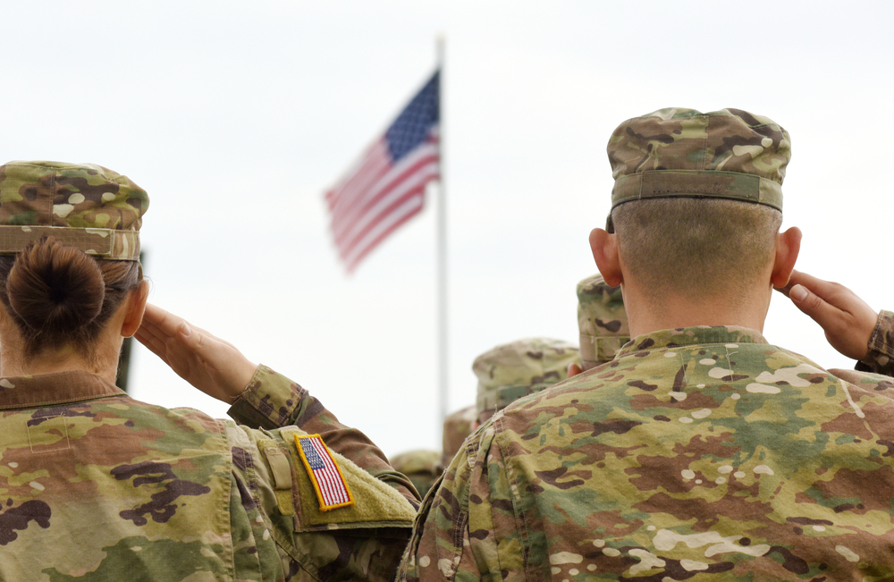 American,Soldiers,Saluting,Us,Flag